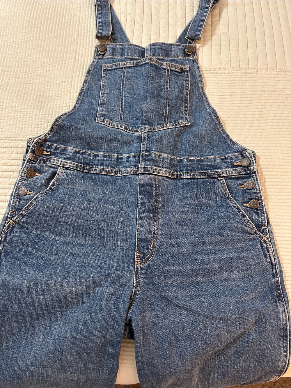 Old Navy OG ‘Emilia’ Blue Denim Overalls. Size 12